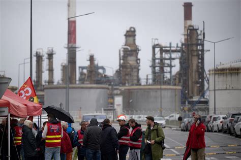 Huelga Interprofesional Este Martes En Francia El Gobierno De Macron