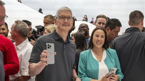 Tim Cook Made A Bold Claim About Your Iphone It Explains How Apple Became The Most Valuable