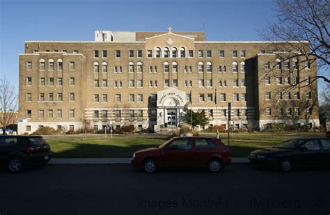 Saint-Joseph Hospital - Montreal