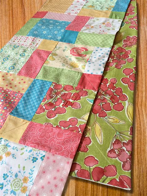 How To Sew A Disappearing Nine Patch Table Runner Craft Picnic