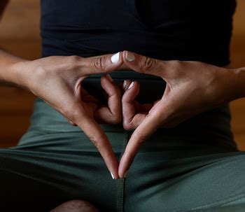 Mudras Y Sus Beneficios Cu L Es El Significado De Estos Gestos Con