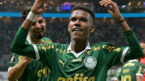 Palmeiras Sets Demand for PSG Target: Barcelona, Chelsea Also in Race