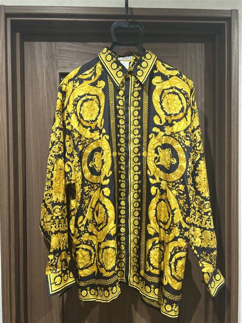 Yahooオークション ジャンニ ヴェルサーチ Gianni Versace シルクシ