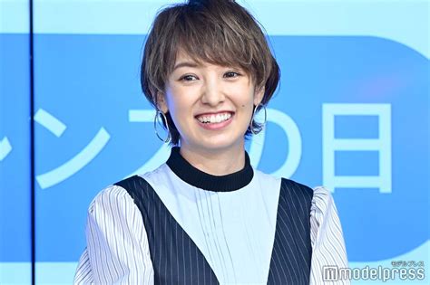 画像326 濱口優＆南明奈夫妻、第1子誕生後初の公の場 沐浴エピソード明かす「無人島で海から上がってきた僕にそっくり」 モデルプレス