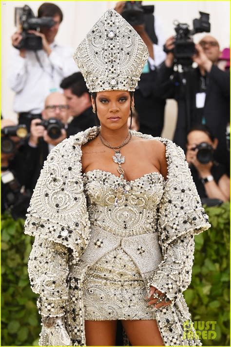 Rihanna Channels The Pope At Met Gala 2018 Photo 4078473 2018 Met