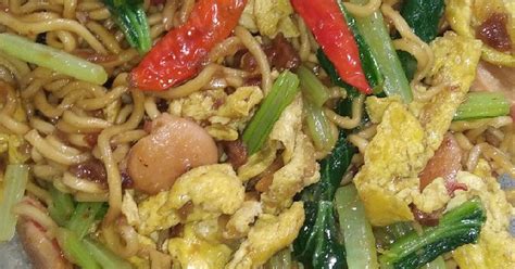 Resep Mie Sedaap Goreng Ala Mama Hameezan Oleh Miftahul Ilmi Cookpad