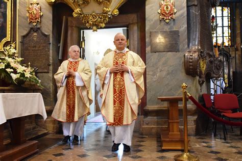 Biskup Jan Piotrowski Jan Paweł II na świętokrzyskiej ziemi