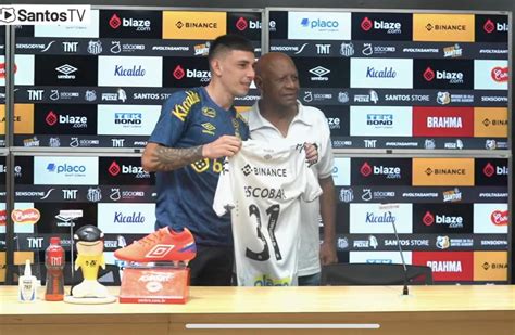 Escobar é Apresentado Pelo Santos E Diz Estar Apto Para Estrear Contra