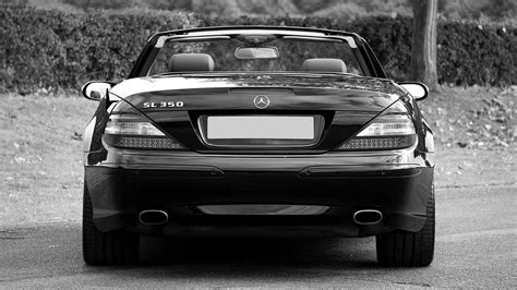 Black Mercedes Benz Sl 350 Convertible Coupe · Free Stock Photo