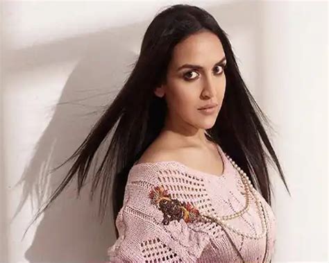 Esha Deol Joins Suniel Shettys Debut Ott Show ‘invisible Woman