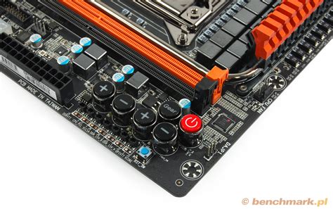 Płyty główne z LGA 2011 i Intel X79 dla Sandy Bridge E