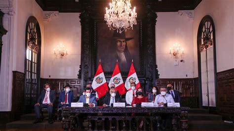 Titular De La Pcm El Retorno A Las Clases Presenciales Se Realizará El