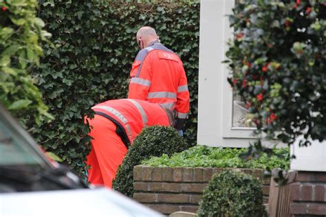 Man Valt Van Dak En Raakt Gewond Ibisstraat In Leeuwarden