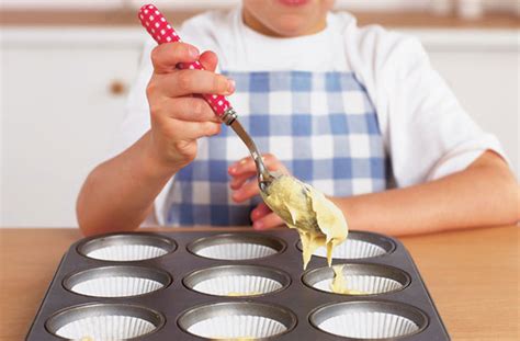 Make With Kids Annabel Karmels Farm Animal Cupcakes