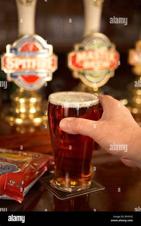 Cerveza Inglesa Fotograf As E Im Genes De Alta Resoluci N Alamy