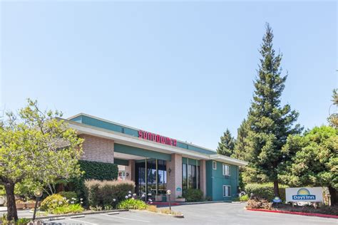 Days Inn & Suites by Wyndham Sunnyvale | Sunnyvale, CA Hotels