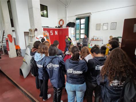 Alunos Da Escola Secund Ria De Monserrate Visitam Instala Es Da