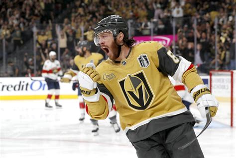 Golden Knights Take 2 0 Lead In Stanley Cup Final With 7 2 Win Over