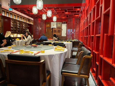 Eating Out Peking Duck Provides Expertly Roasted Birds And Elevated