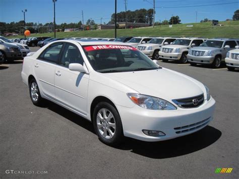 Super White 2004 Toyota Camry Le Exterior Photo 48800770