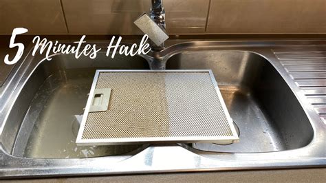 How To Clean Range Hood Filters In Minutes With Baking Soda Youtube