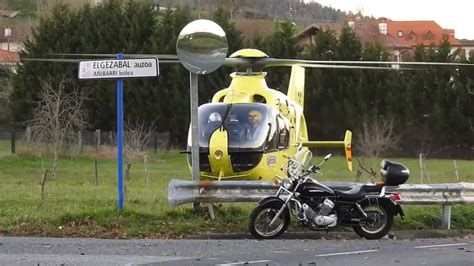 Herido Grave Un Motorista Tras Salirse De La Calzada En Mungia El Correo