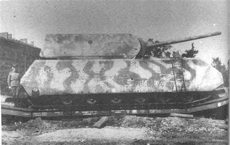 The Historic Heap: German Maus Super Heavy Tank