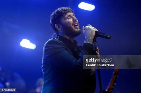 45 James Arthur Performs At The Sse Arena Wembley Stock Photos High