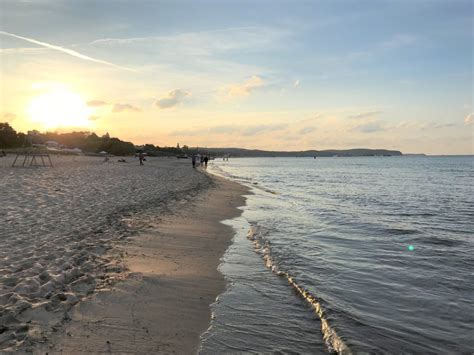 Sopot beach sunset – Loyalty Traveler