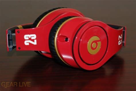 Beats by Dr. Dre Red LeBron James Customs folded - Beats by Dr. Dre Red ...