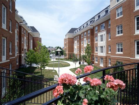 University of Maryland, College Park - South Campus CommonsDesign