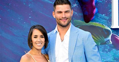 Aljaz and Janette share new family photo with newborn baby