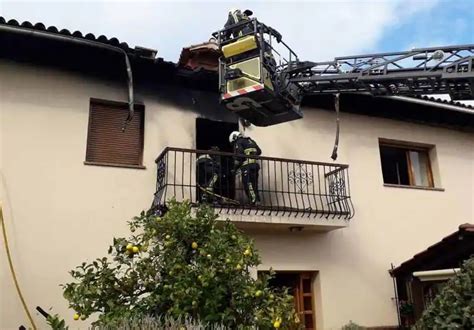 Un Incendio En Una Casa De Llanera Deja Tres Personas Intoxicadas El