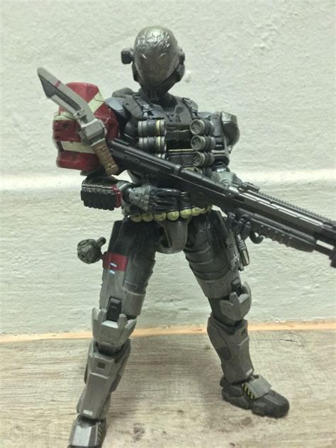 Play Arts Kai Halo Reach Carter A Emile A Black Team Spartan