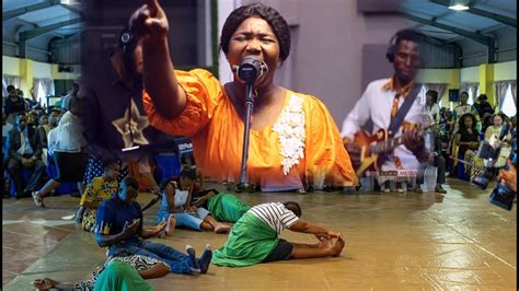 A Powerful Non Stop Olden Pentecostal Deep Worship Rita Adams 🙏🏾🔥😭