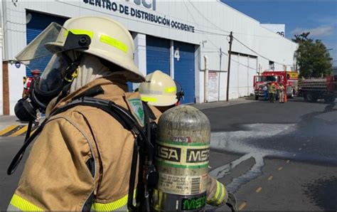 Seguridad en Jalisco Evacuan a más de 70 personas en Zona Industrial