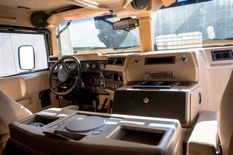 Hummer H1 Interior