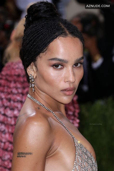 Zoe Kravitz Sexy Flaunts Her Ass At The 2021 Met Gala In NYC AZNude