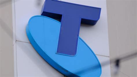 Outage Hits Telstra Thousands Affected