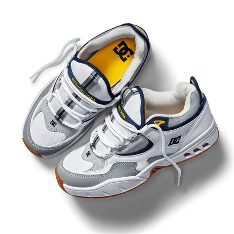 Damage Boardshop: DC KALIS OG