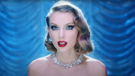 Taylor Swift Drops Cinderella-Inspired 'Bejeweled' Music Video | SiriusXM