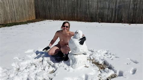 Naked Snowman By Aurora Willows Large Labia Faphouse