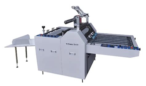 China Semi Automatic Pre Coating Film Laminating Machine Manufacturers