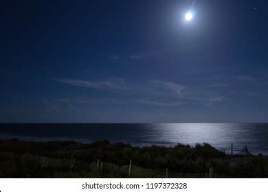 Full Moon Over Ocean Stock Photo 1197372328 | Shutterstock