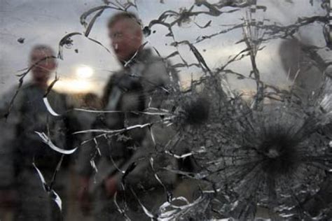 How Does Bulletproof Glass Work Howstuffworks