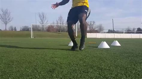 Soccer Drills Advance Turns Every Attacking Soccer Player Must Use Youtube