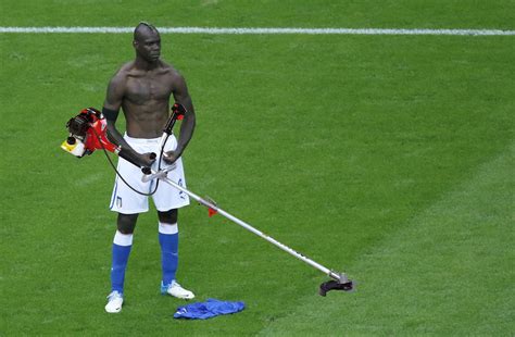 Image 342416 Mario Balotellis Goal Celebration Know Your Meme