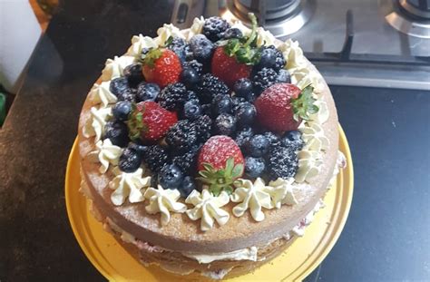 Receita De Naked Cake De Frutas Vermelhas Enviada Por Daniela Naufel