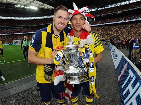 Arsenal celebrate retaining their FA Cup (pictures) – ArsenalNews.co.uk