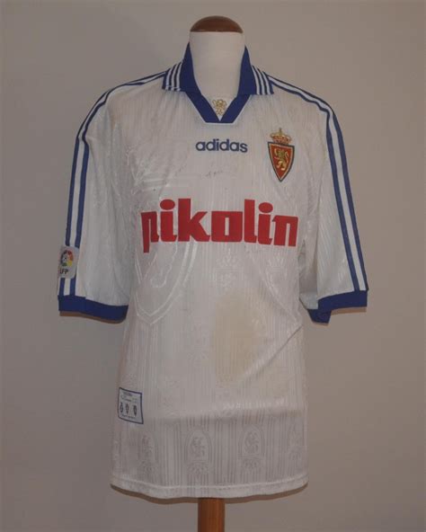 Real Zaragoza Home Kit